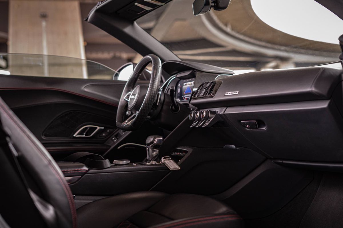 Innenraum des Audi R8 Spyder