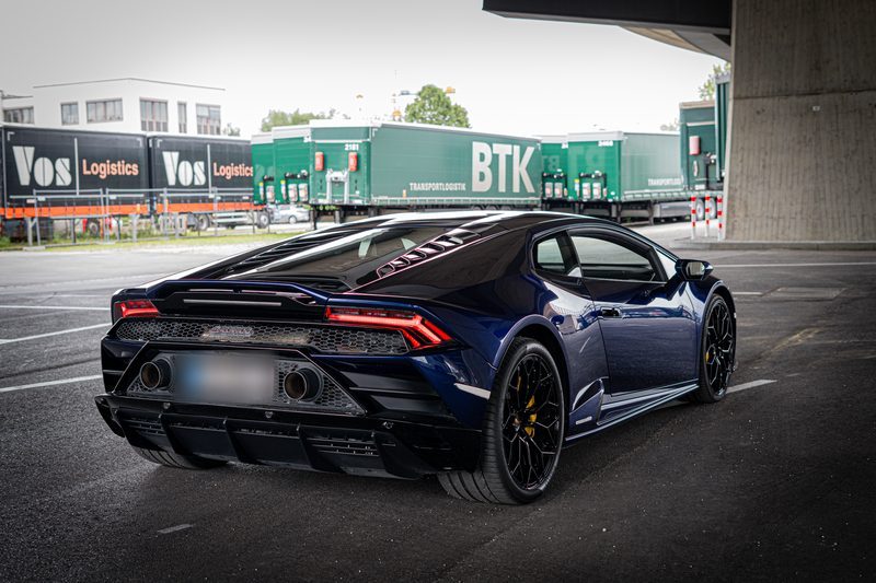 Lamborghini Huracán von hinten