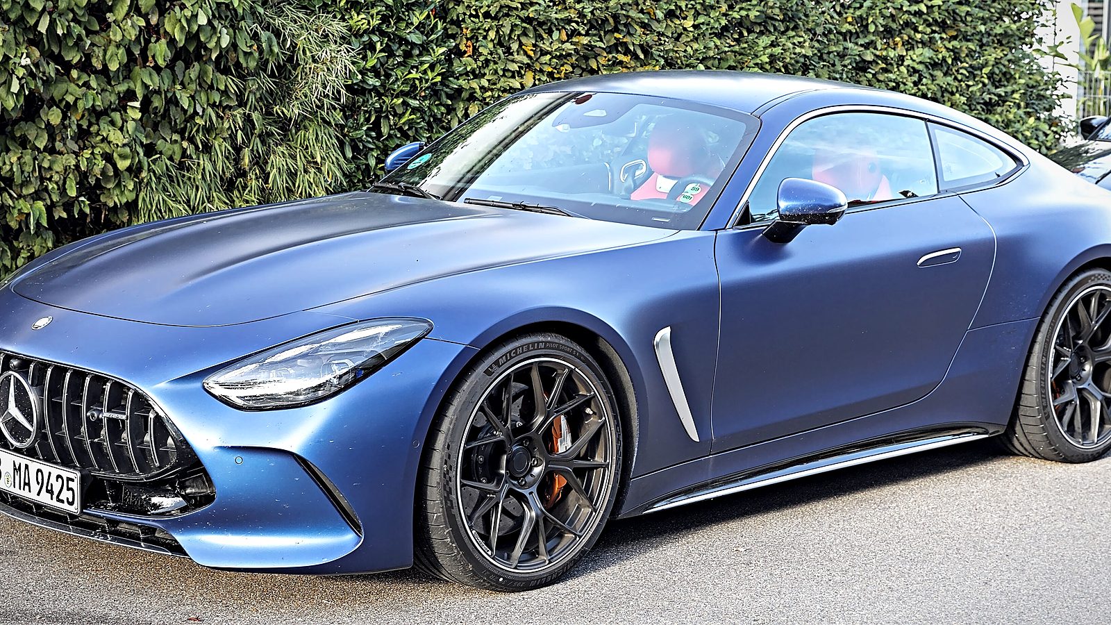 Mercedes-AMG GT Coupé (C192) in Blau